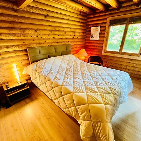 Holiday home Maison Atypique, Parc Arbore, 3