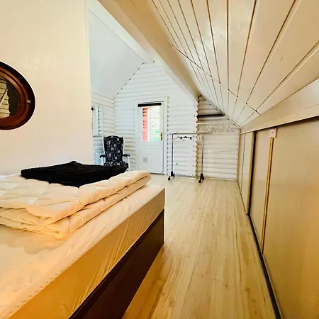 Maison Atypique, Parc Arbore, 3 Holiday home